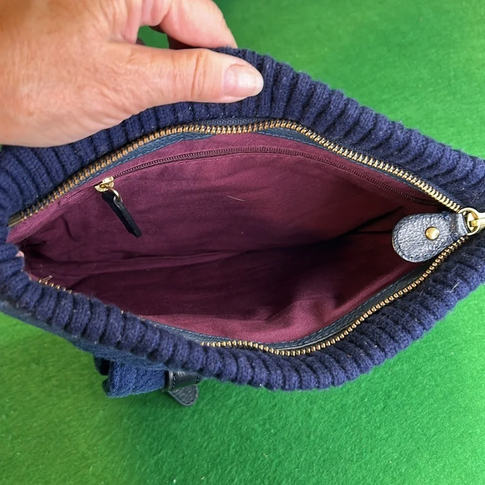 JUICY COUTURE VINTAGE PLAID MESSENGER BAG NAVY BLUE / LEATHER WOOL RARE CLUTCH